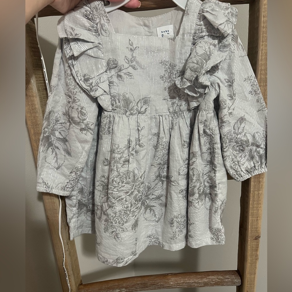 Baby girl gap dress